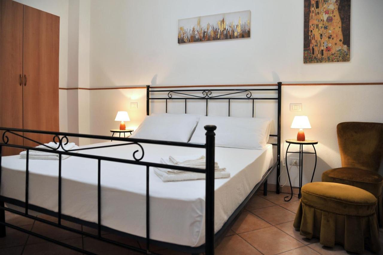 Casa Salonia Apartman Noto Kültér fotó